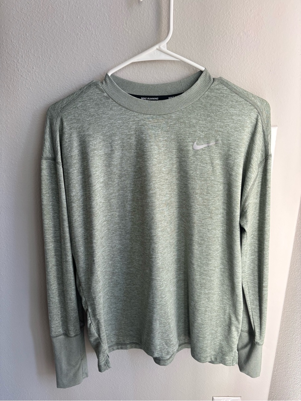 Nike running Dri-FIT long sleeve shirt green heather women’s medium